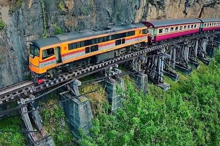Small-Group Erawan Falls, Tham Krasae Cave and Death Railway Train from Bangkok (7/9)