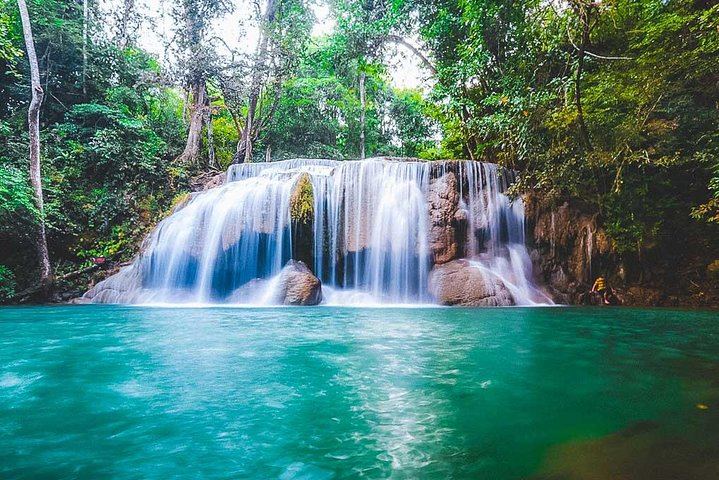 Private Hellfire Pass, Death Railway Walk and Erawan Falls Day Tour from Bangkok (2/8)
