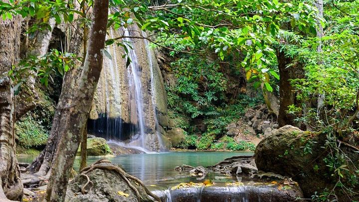 Private Day Trip from Bangkok: Kanchanaburi War Cemetery, Kwai Bridge and Erawan (4/10)