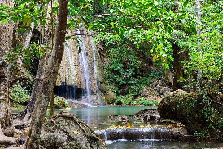 Private Day Trip from Bangkok: Kanchanaburi War Cemetery, Kwai Bridge and Erawan (4/10)