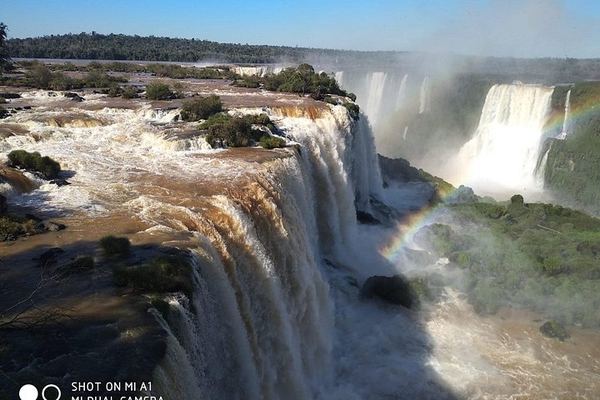 Iguazu Falls Same-Day Excursion, Brazil and Argentina with Bilingual Guide