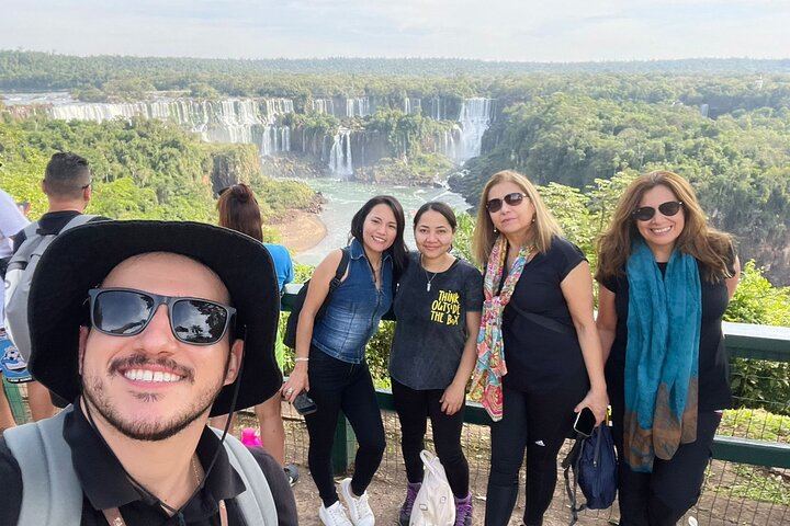 Iguazu Falls Same-Day Excursion, Brazil and Argentina with Bilingual Guide (2/5)