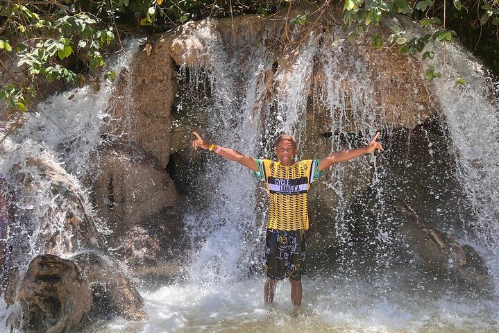 Dunn's River Falls Guided Climb with Holiday Services from Ocho Rios Hotels (5/12)