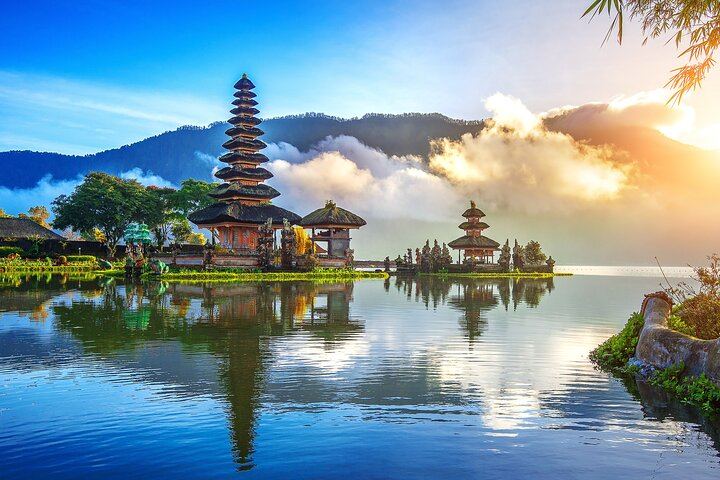 Private Northern Bali Trip: Ulun Danu Temple, Sekumpul Trek and Banyumala Falls (5/8)