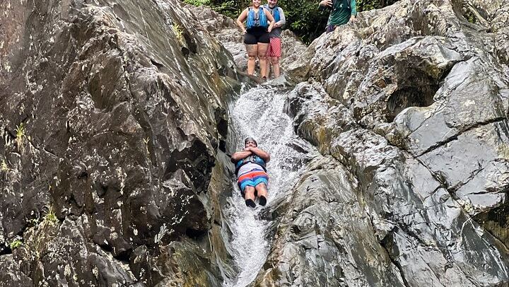 El Yunque Convoy Hike from Fajardo: Waterslides, Waterfalls and Cliff Jumps (2/12)
