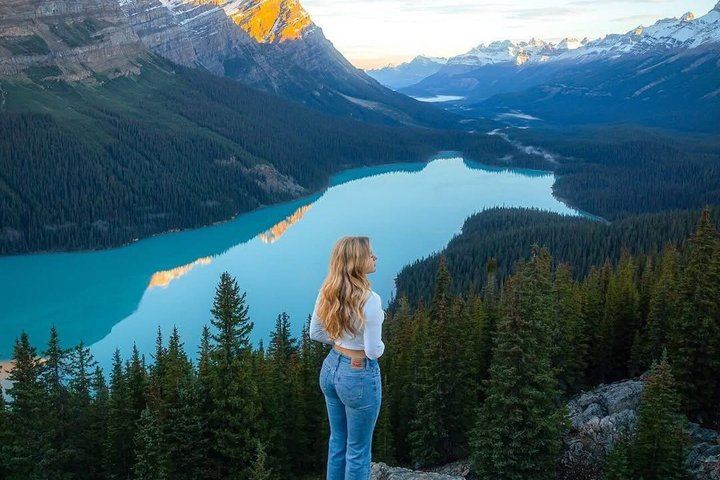 Lake Louise, Emerald Lake and Takakkaw Falls: Banff, Yoho and Kootenay Day Tour (3/12)
