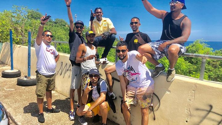Montego Bay Day Trip to Martha Brae River Rafting and Blue Hole with Private Transport (1/12)