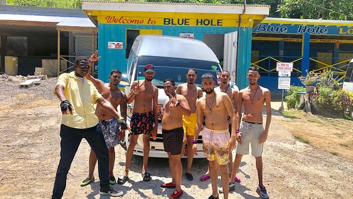 Montego Bay Day Trip to Martha Brae River Rafting and Blue Hole with Private Transport (3/12)