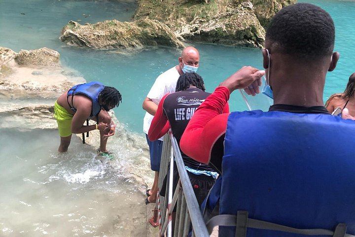 Private Montego Bay Day Trip to Blue Hole River and Secret Falls, Entrance Fee Included (9/12)