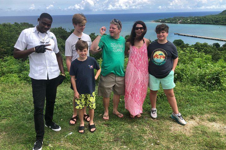 Montego Bay Day Trip to Martha Brae River Rafting and Blue Hole with Private Transport (6/12)