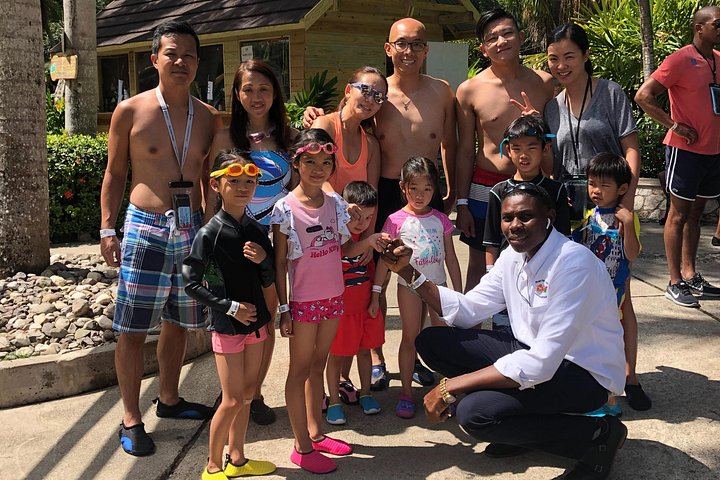 Dunn's River Falls Day Tour with Entrance Fees, Columbus Park and Pier Pickup (6/12)