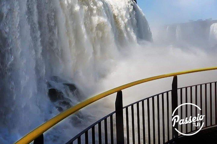 Private Car and Guide to Iguassu Falls Brazilian Side and Bird Park, Foz do Iguacu (1/12)