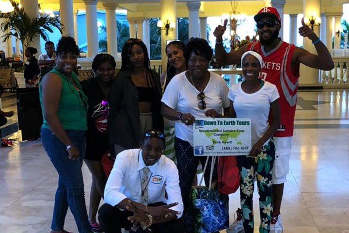 Dunn's River Falls with Falmouth and Columbus Park Stops, Port or Hotel Pickup (8/12)