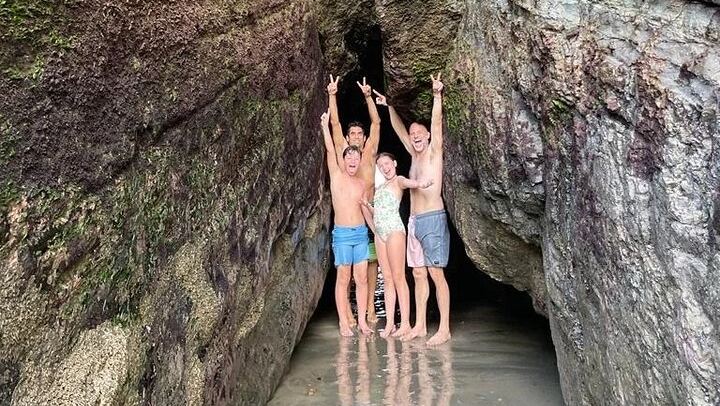 Playa Ventanas Beach Caves, Uvita Waterfalls and Portalon: Natural Slide, Cliff Jumps (1/9)