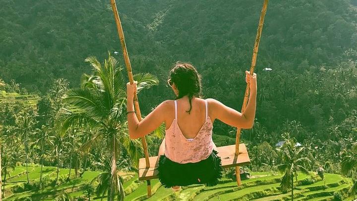 Edy Smile Tour Sekumpul and Fiji Trek with Motorbike Transfer, Slide and Lunch (2/10)