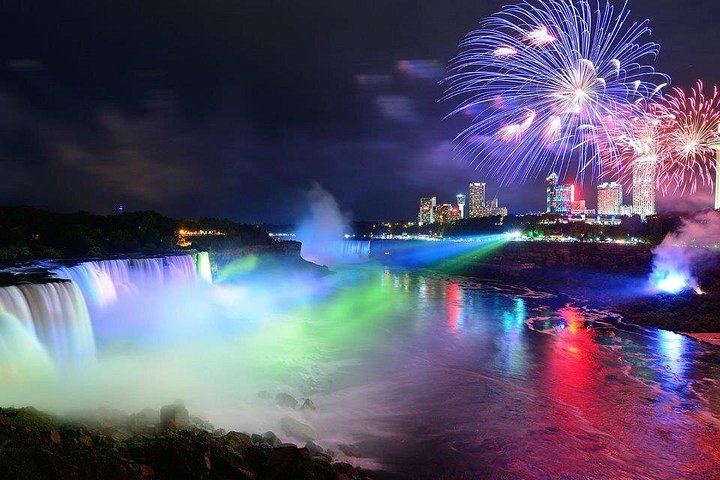 Toronto Full-Day Niagara Falls Tour with Hornblower Cruise, Maple Tasting and Fireworks (2/12)