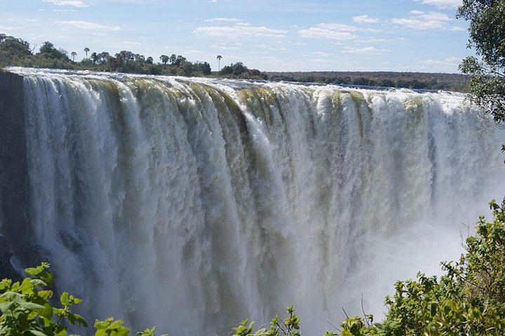 Flight of Angels Helicopter Flight over Mosi-oa-Tunya National Park and Victoria Falls (5/5)
