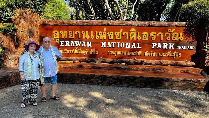Damnoen Saduak Floating Market, Mae Klong Railway Market and Erawan Falls Day Trip (2/12)