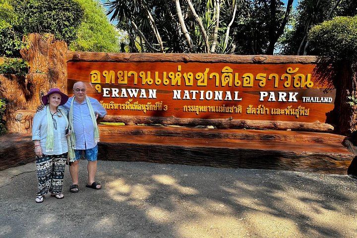 Damnoen Saduak Floating Market, Mae Klong Railway Market and Erawan Falls Day Trip (2/12)