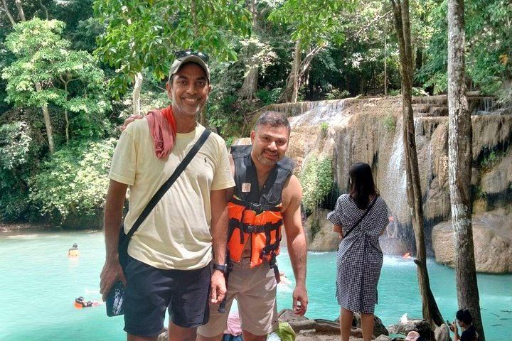 Damnoen Saduak Floating Market, Mae Klong Railway Market and Erawan Falls Day Trip (8/12)