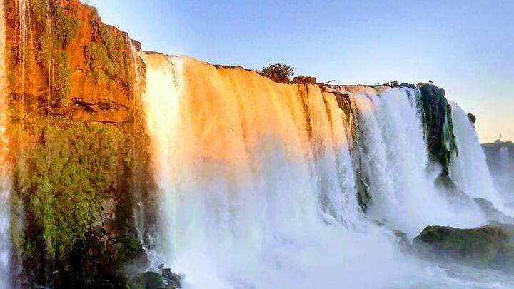 Private Iguassu Falls Brazilian Side Tour with Guide and Hotel Pickup, Foz do Iguacu (2/12)