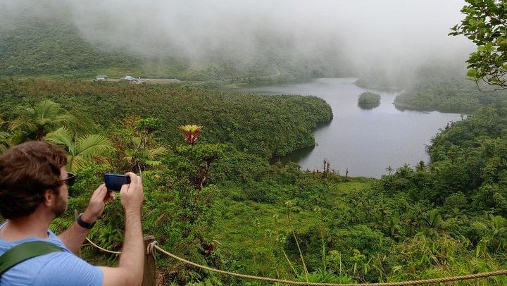 Private Dominica Waterfalls Tour with Autop Tours: Freshwater Lake to Morne Bruce (4/12)