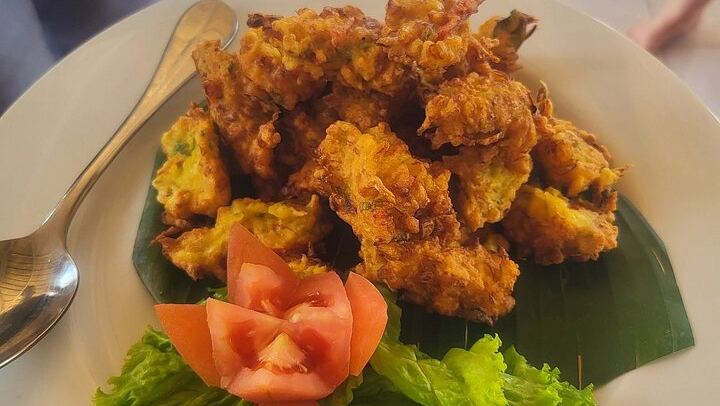 Ubud Cooking Class and Secret Waterfall Day Trip with Local Market Visit (3/12)