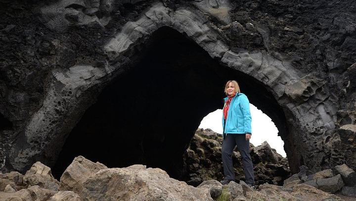 Half-Day Small Group from Akureyri: Godafoss, Hverir, Grjotagja Cave and Dimmuborgir (3/12)