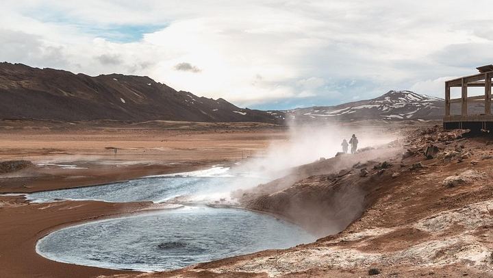 Half-Day Small Group from Akureyri: Godafoss, Hverir, Grjotagja Cave and Dimmuborgir (4/12)