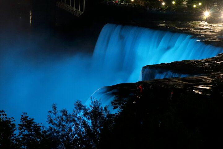 Washington DC to Niagara Falls Small-Group 2-Day Tour: Falls Overnight, Corning Glass (6/12)