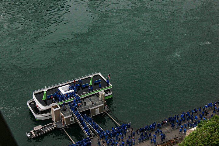 Boston to Niagara Falls 2-Day Tour: Night Views, Hotel Stay, Optional Classic Tour (12/12)