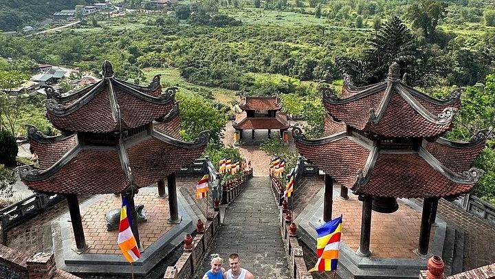 Ban Gioc Waterfall and Angel Mountain 2-Day Car Tour with Quay Son River Stay (3/12)