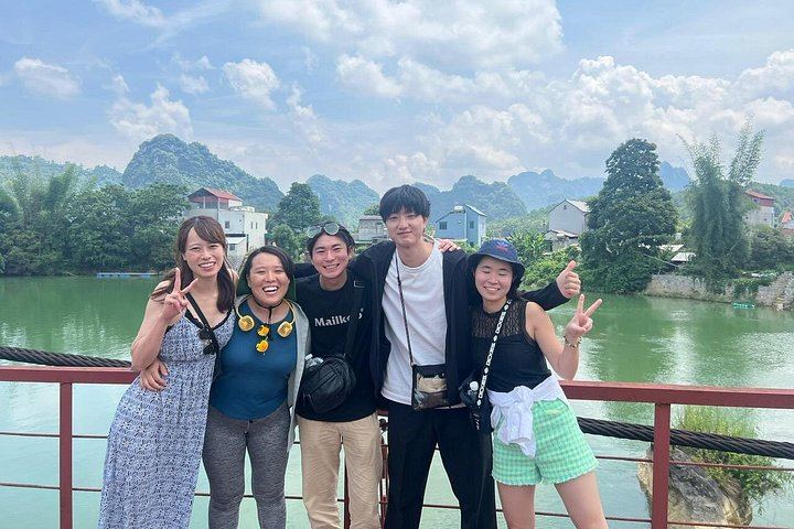 Ban Gioc Waterfall and Angel Mountain 2-Day Car Tour with Quay Son River Stay (12/12)