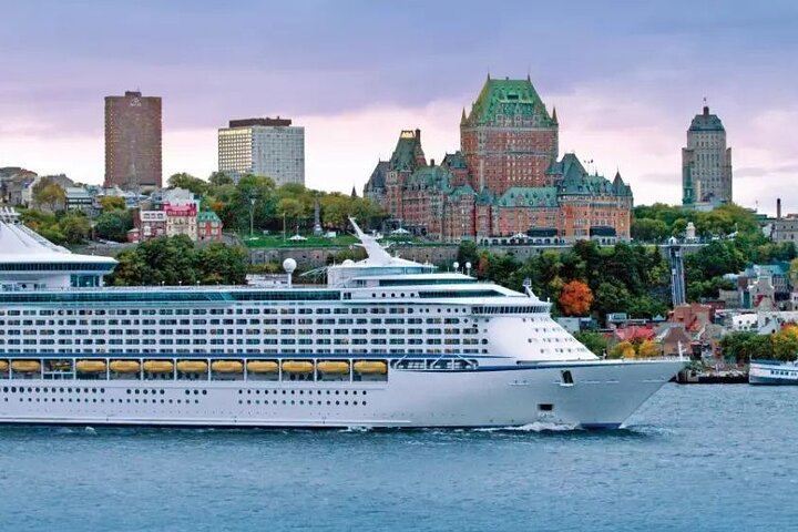 Montreal Full-Day Trip: Montmorency Falls, Old Quebec Walk and Seasonal Add-Ons (7/12)