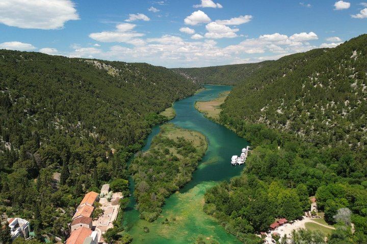 Krka Waterfalls and Skradin Beach Day Trip from Split in a Wi-Fi Coach (2/12)