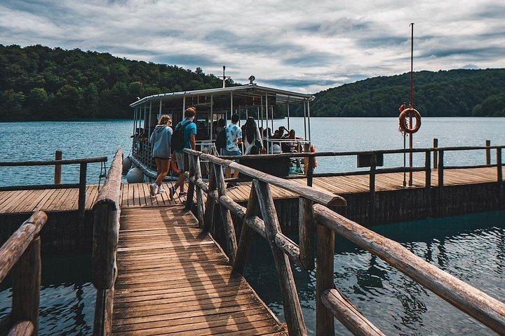Plitvice Lakes Guided Day Trip from Split by Air-Conditioned Vehicle (12/12)