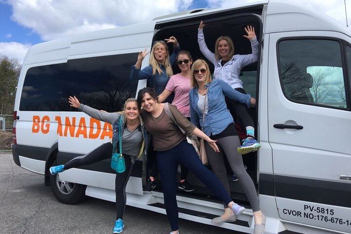 Niagara Falls Guided Day Tour from Toronto with Optional Boat Cruise and Add-Ons (2/12)