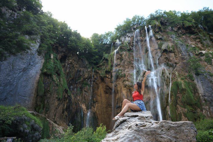 Plitvice Lakes Guided Day Tour from Zadar with Boat, Train and Old Town Walk (9/12)
