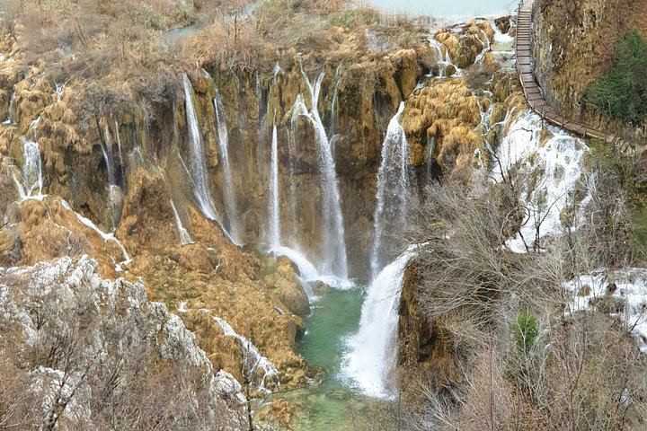 Rastoke and Plitvice Lakes Day Tour from Zagreb with Flexible Driver-Guide (8/12)