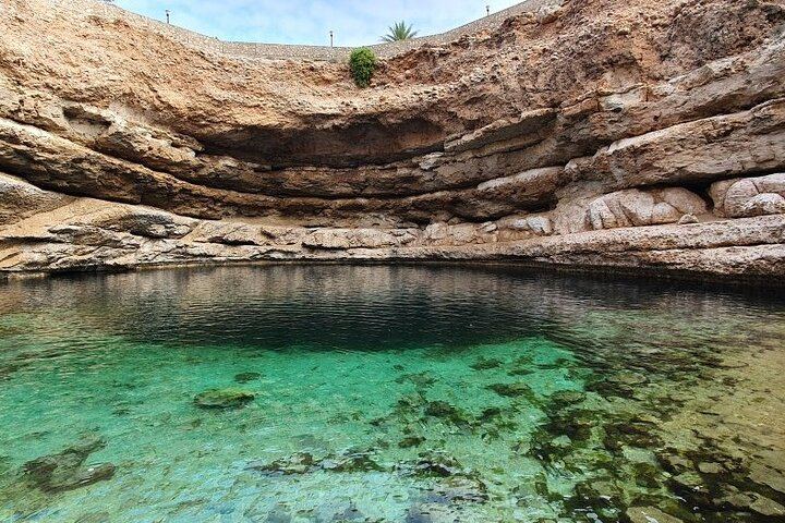 Small-Group Day from Muscat with Sunshine Tours Oman: Wadi Shab, Sinkhole, Fins Beach (5/7)