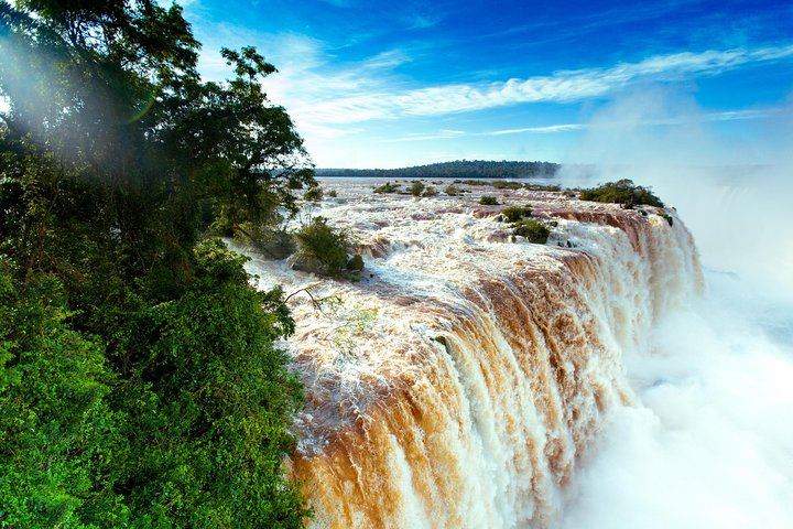 Full-Day Iguazu Falls Tour, Argentine and Brazilian Sides with Hotel Transfers (7/12)