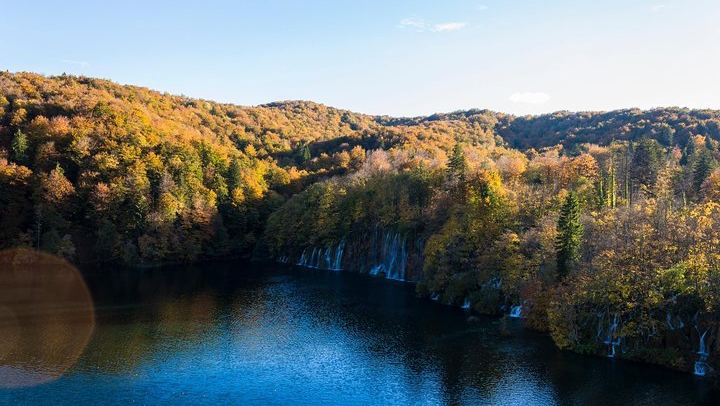 Full-Day Private Plitvice Lakes Tour from Split to Veliki Slap Waterfall (1/7)