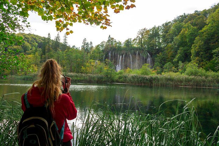 Full-Day Private Plitvice Lakes Tour from Split to Veliki Slap Waterfall (2/7)