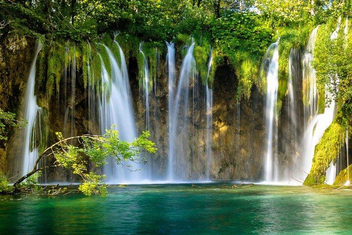 Plitvice Lakes Full-Day Tour from Zadar or Cruise Port with Lunch Package (8/9)