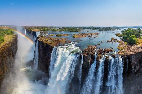 Victoria Falls Full-Day Tour with Speedboat, Livingstone Island Lunch, Devils Pool