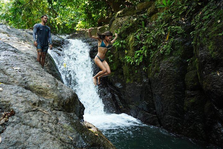 Paddle 9 Full-Day Waterfall Adventure in Quepos with Farm Lunch, 5 Stops (10/12)