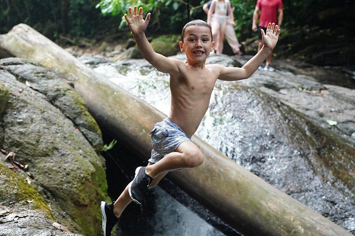 Paddle 9 Full-Day Waterfall Adventure in Quepos with Farm Lunch, 5 Stops (5/12)