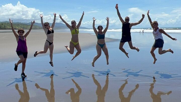 Quepos Full-Day Waterfalls and Beaches Trip with Lunch, Entrance Fees and Guide (2/11)