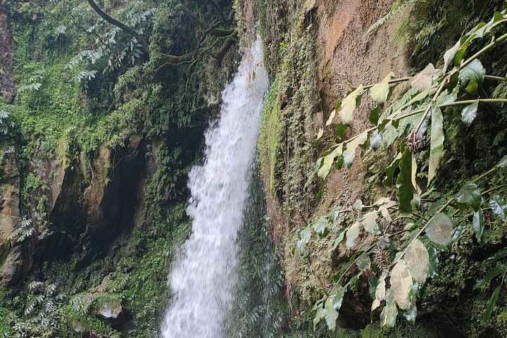 Walking Route to Salto do Cabrito, Salto da Farinha and Ribeira dos Caldeirões (2/12)