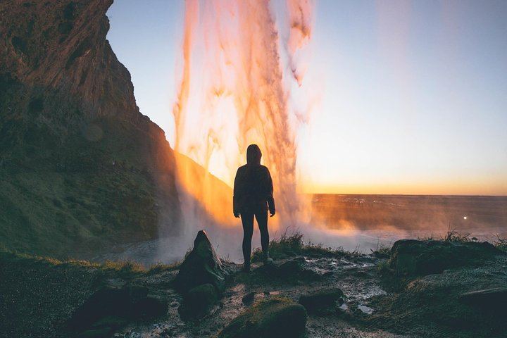 Reykjavik Day Tour to Seljalandsfoss, Skógafoss, Reynisfjara and Sólheimajökull Glacier (1/12)